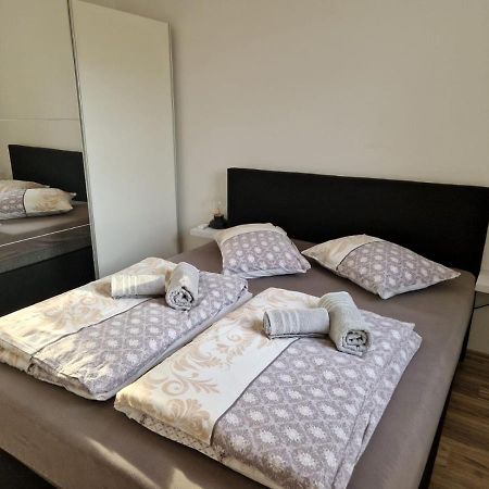 Apartment Luca Пула Экстерьер фото