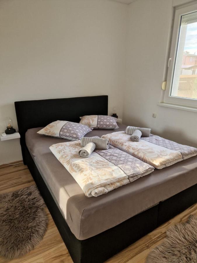 Apartment Luca Пула Экстерьер фото
