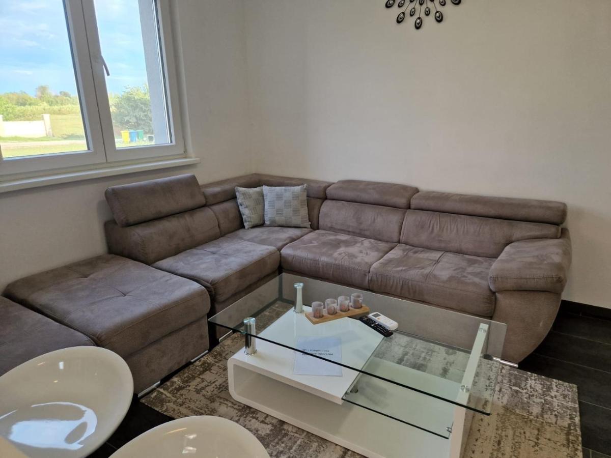 Apartment Luca Пула Экстерьер фото