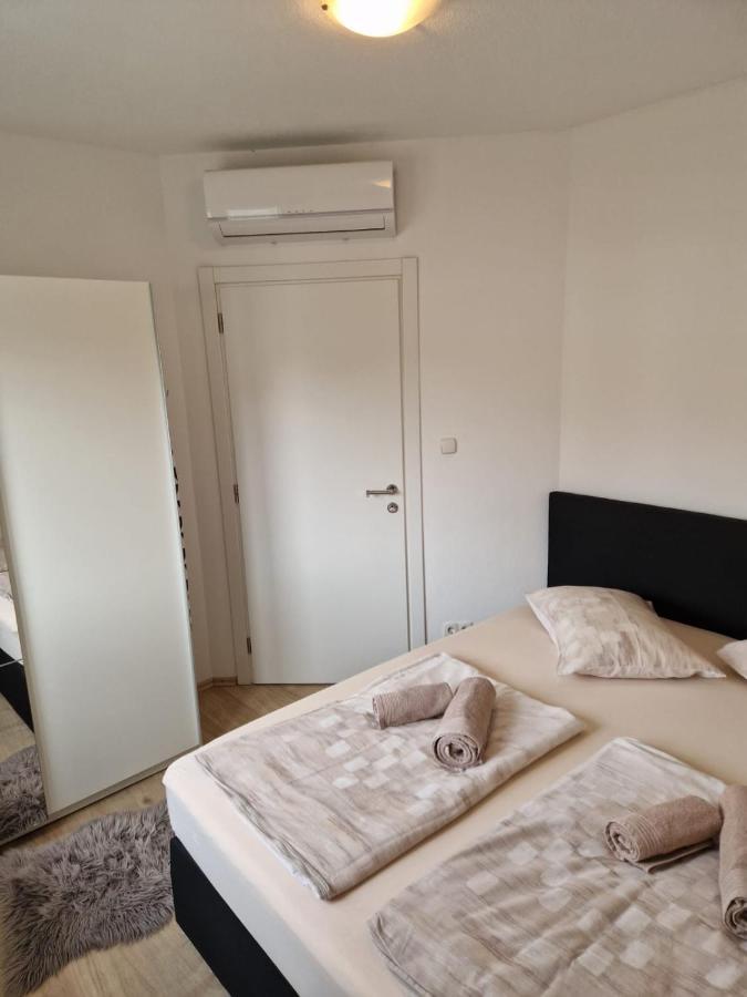 Apartment Luca Пула Экстерьер фото